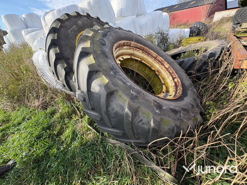 Däck - Michelin XM, 108 650/65 R42