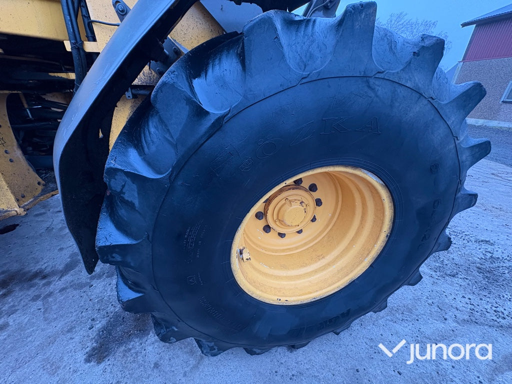 Däck med fälg – 750/65R26, 10-bult (4 st)
