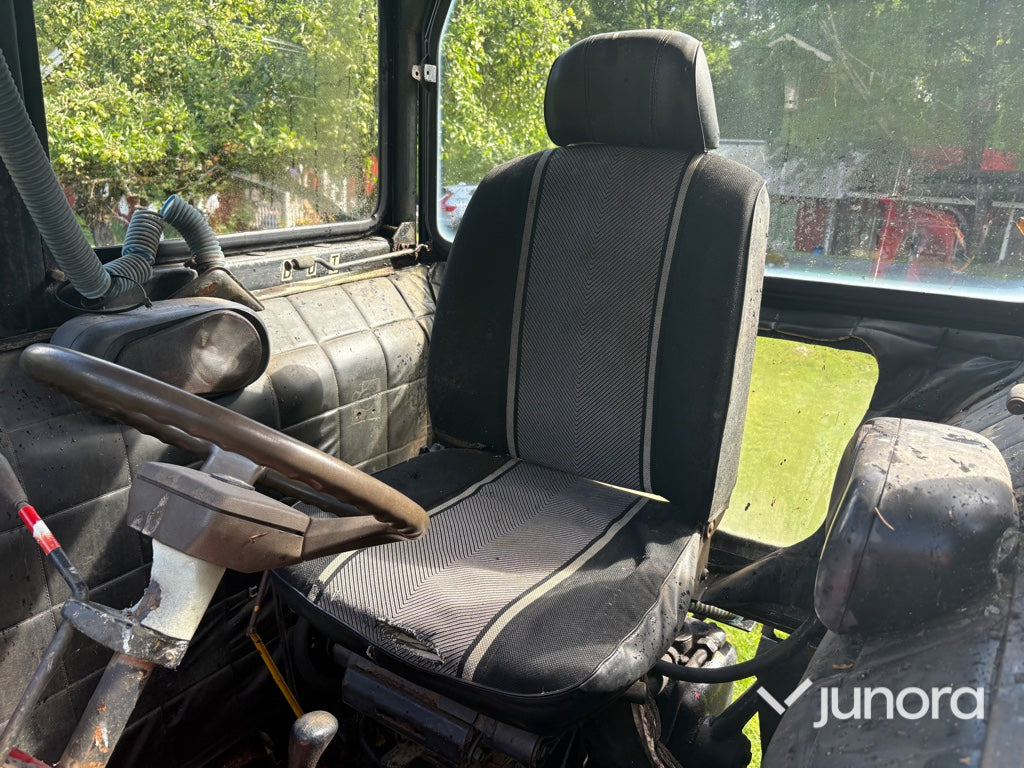 Traktor - Volvo BM, 800