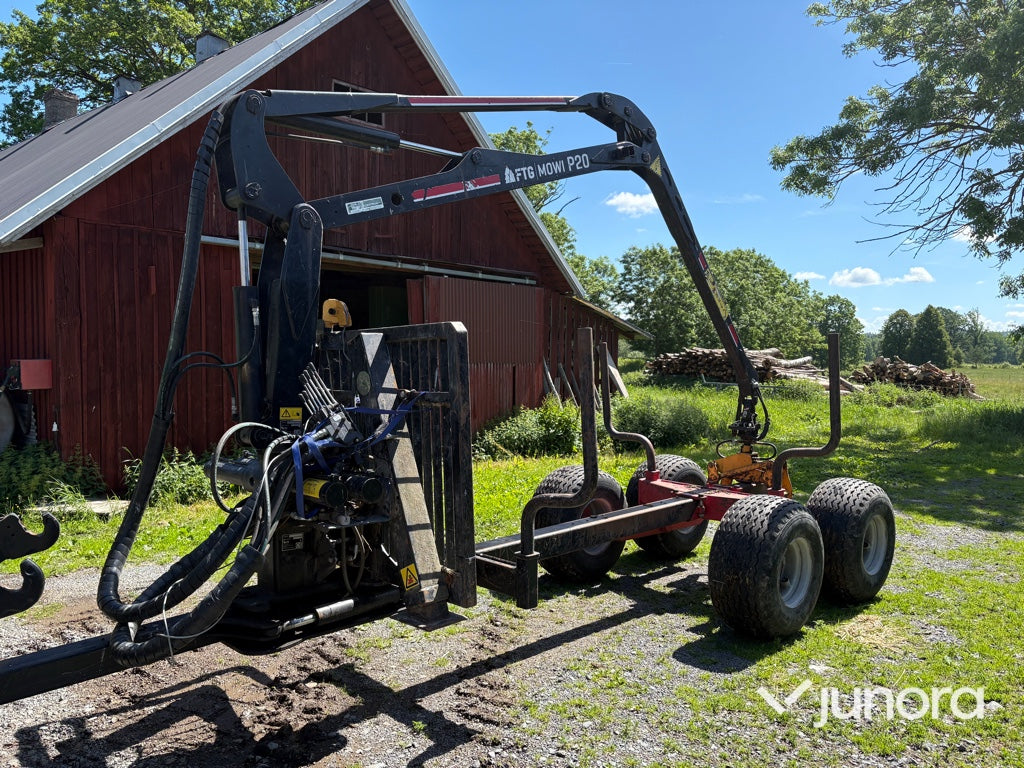 Skogsvagn med kran - FTG Mowi, 650
