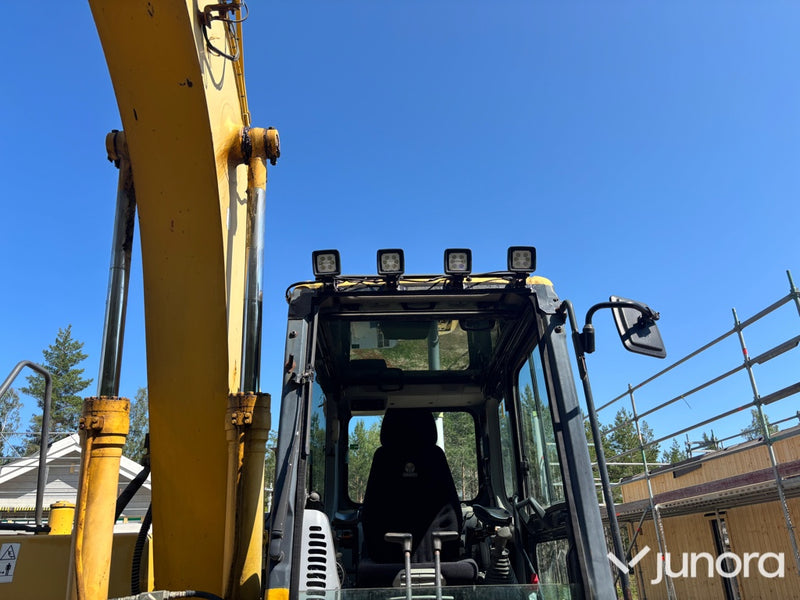Grävmaskin Komatsu PC130