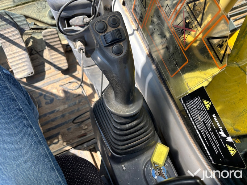 Grävmaskin Komatsu PC130