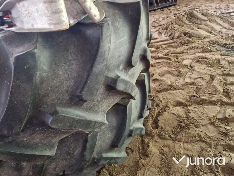 Dubbelmontage Michelin 16,9 R 24