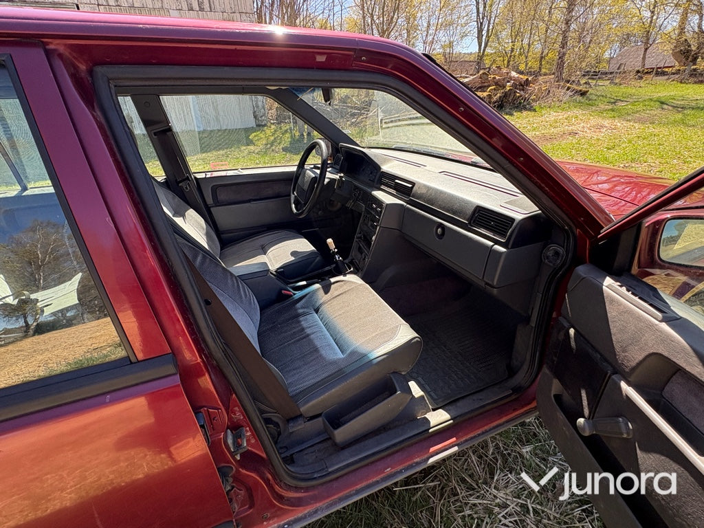 Personbil - Volvo 940 GL