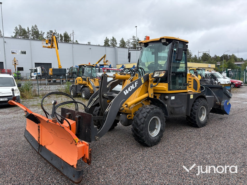 Hjullastare Wolf WL160 med redskap