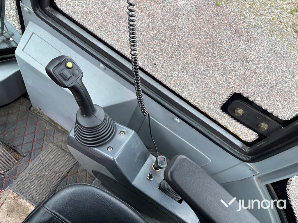 Hjullastare Wolf WL160 med redskap