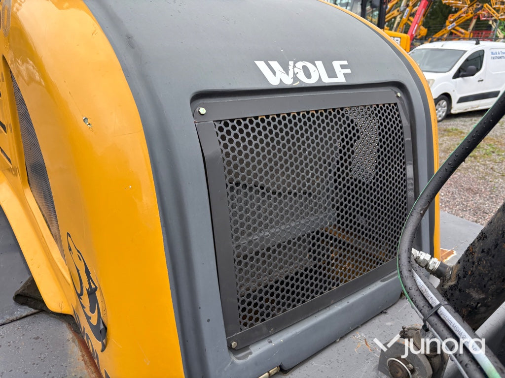 Hjullastare Wolf WL160 med redskap