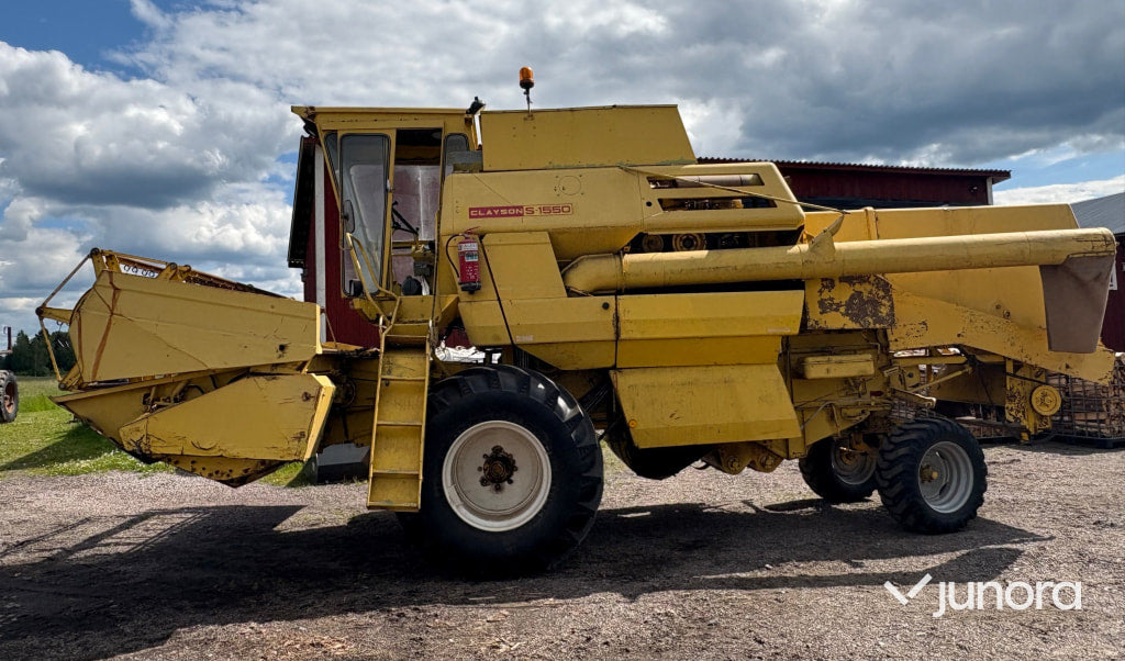 Skördetröska New Holland Clayson S-1550