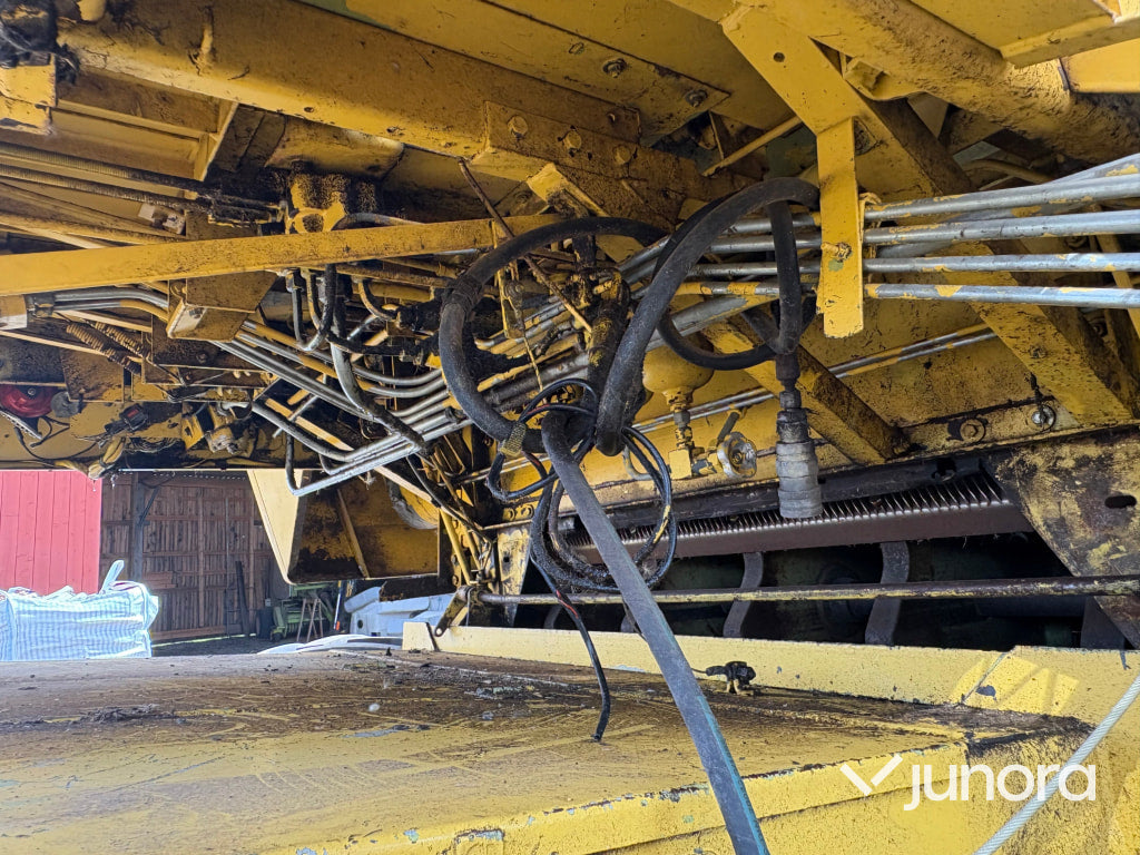 Skördetröska New Holland Clayson S-1550