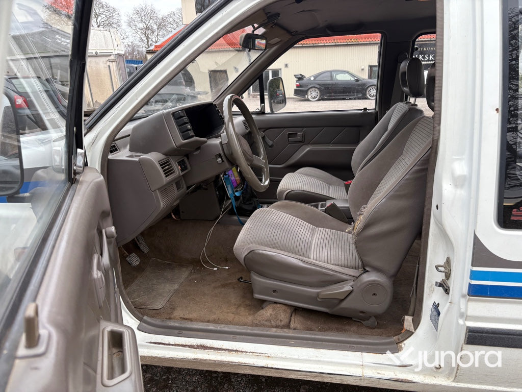 Personbil- Isuzu, TFR 54P