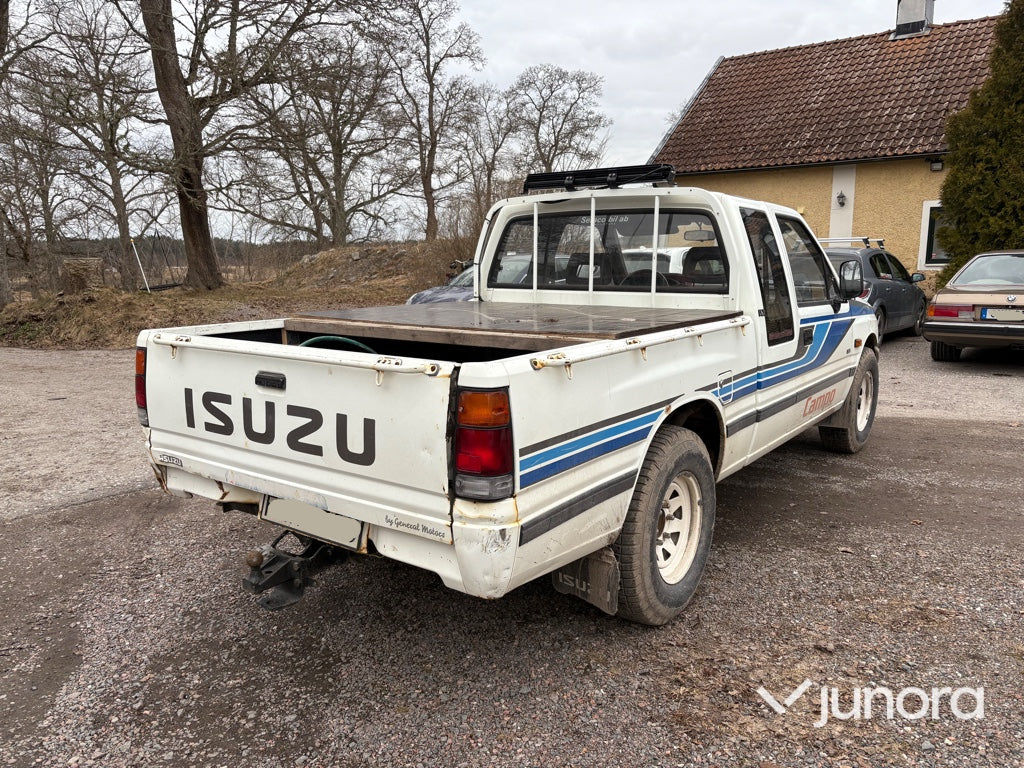 Personbil- Isuzu, TFR 54P