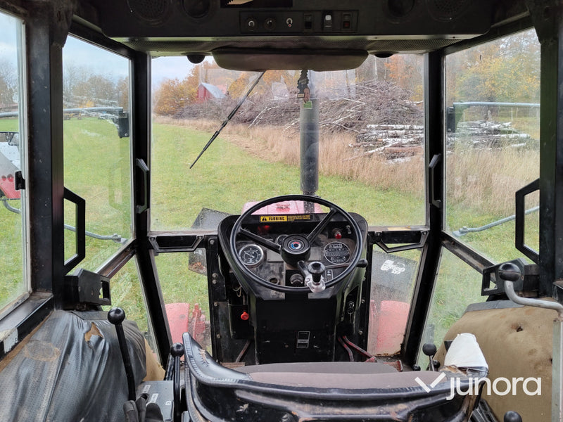 Traktor - International, 484 STD