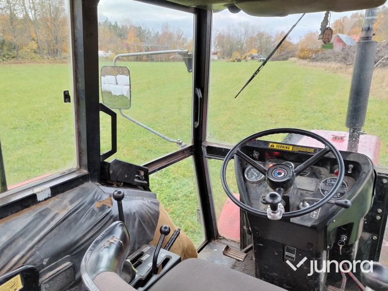 Traktor - International, 484 STD