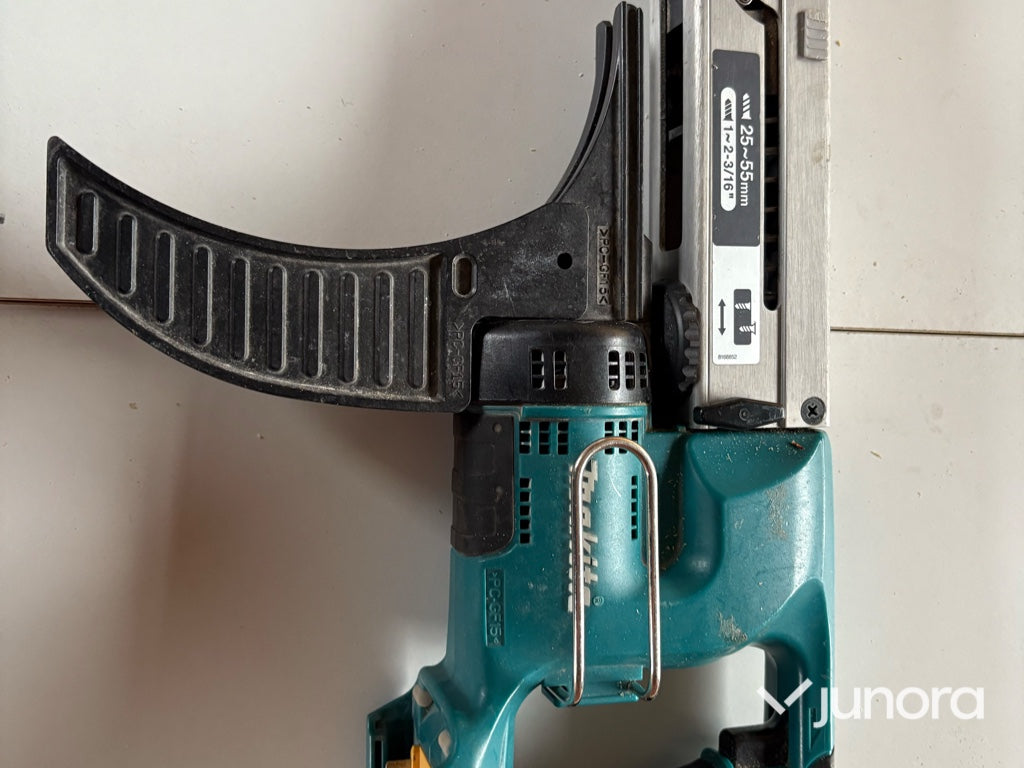 Skruvautomat - Makita, BFR550