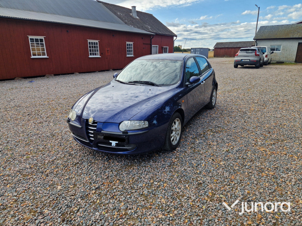 Personbil - Alfa Romeo, 147