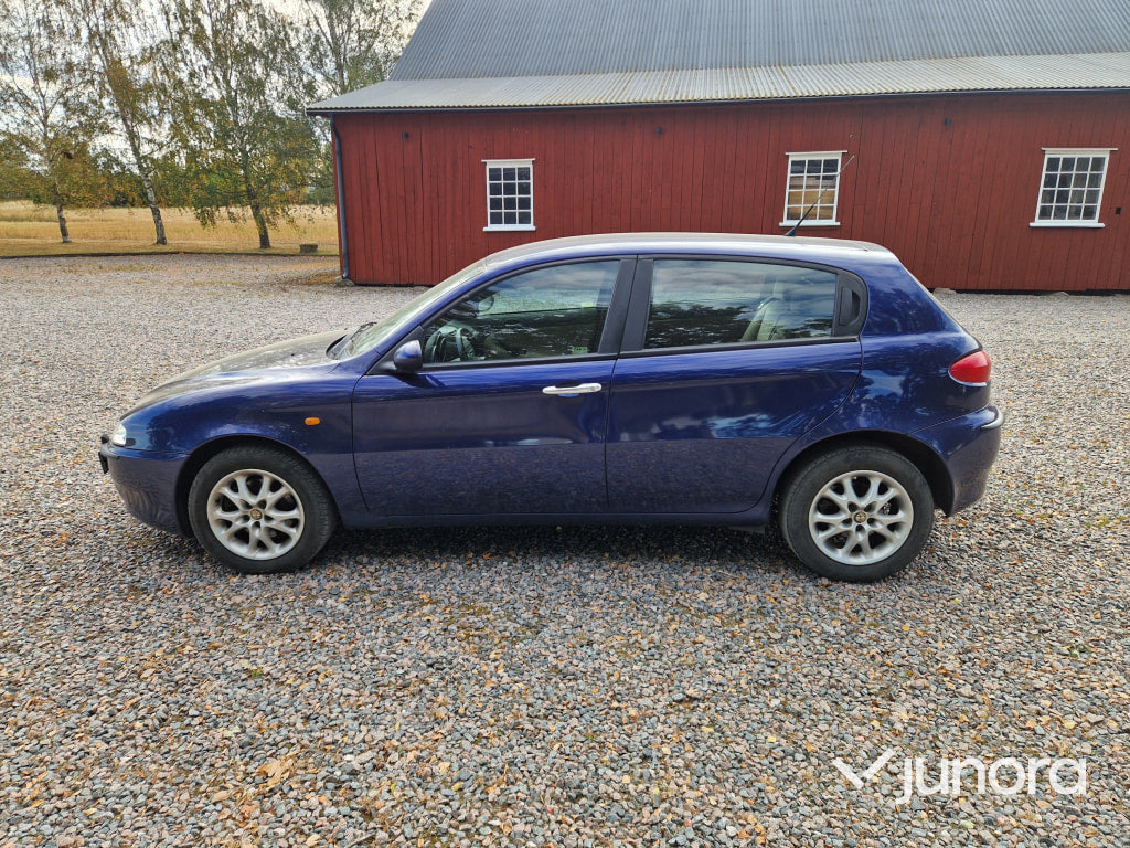 Personbil - Alfa Romeo, 147