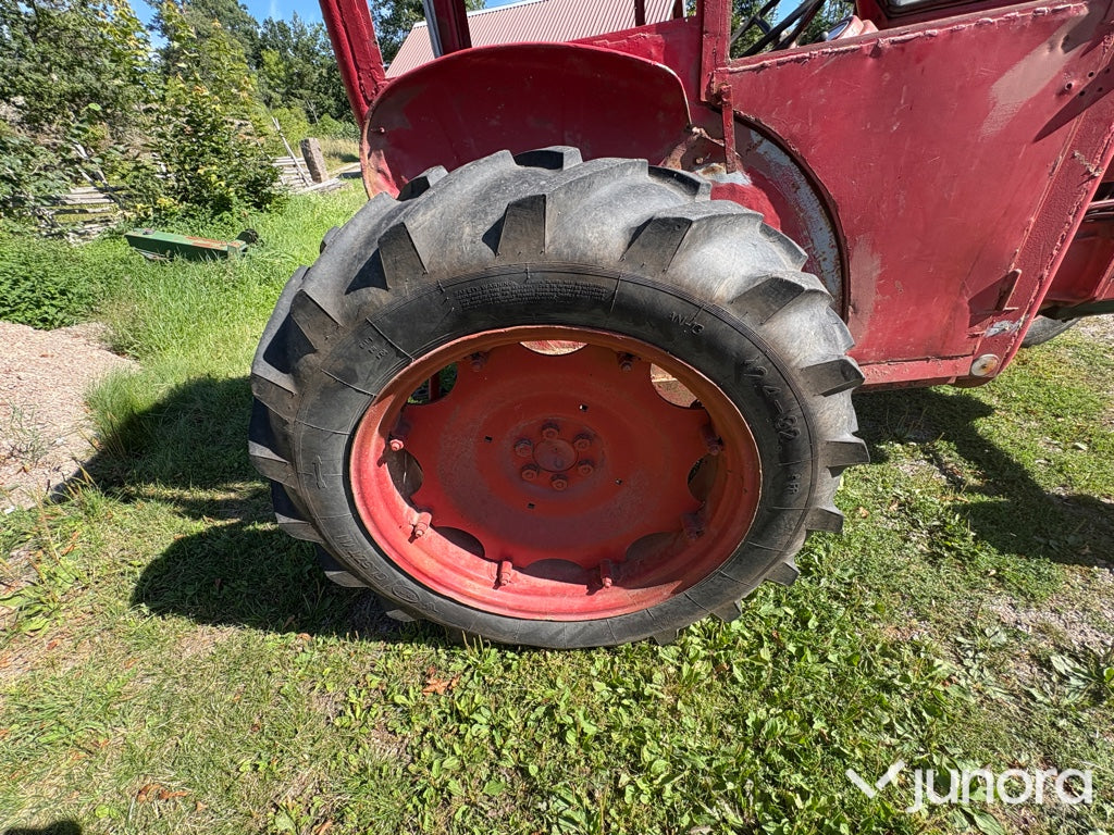 Traktor - Volvo BM 400