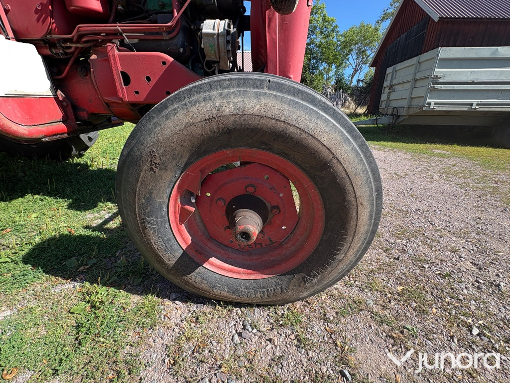 Traktor - Volvo BM 400