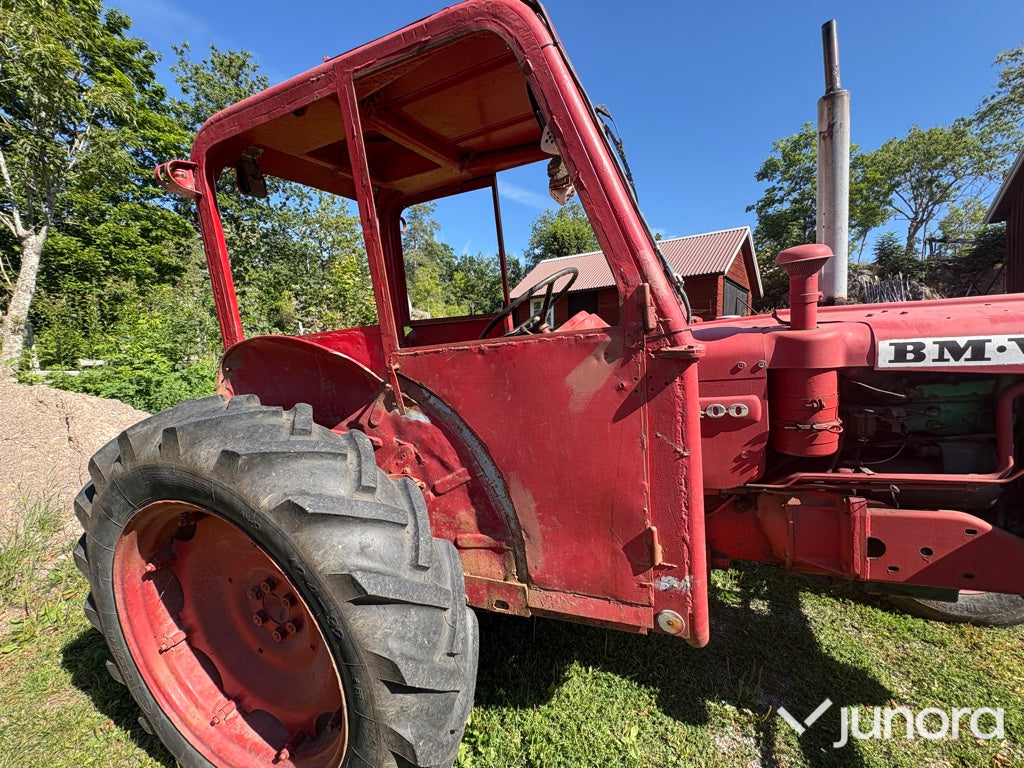 Traktor - Volvo BM 400