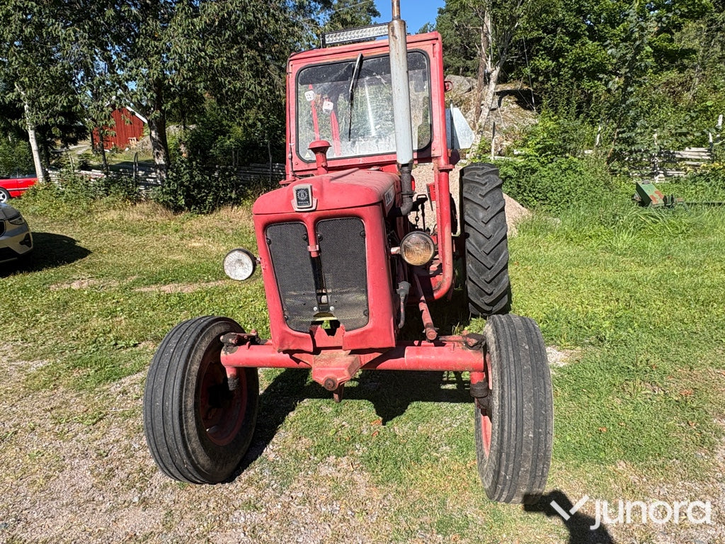 Traktor - Volvo BM 400