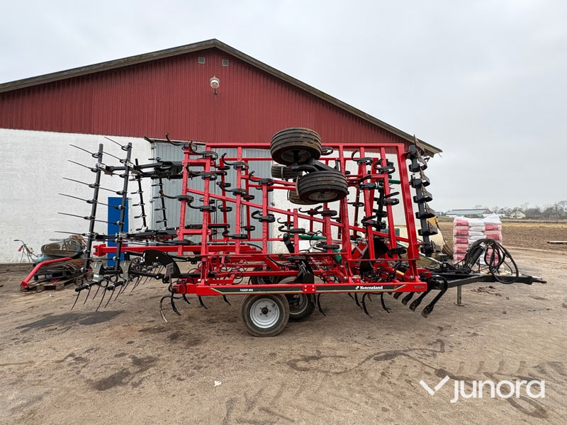 Fjäderpinnkultivator – Kverneland Tiger 600
