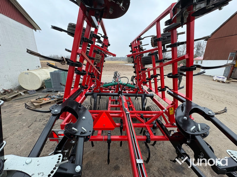 Fjäderpinnkultivator – Kverneland Tiger 600