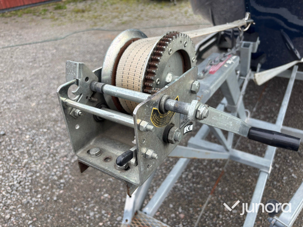 Motorbåt - Uttern S64, Mercruiser 190 hk