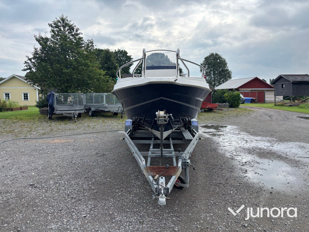 Motorbåt - Uttern S64, Mercruiser 190 hk