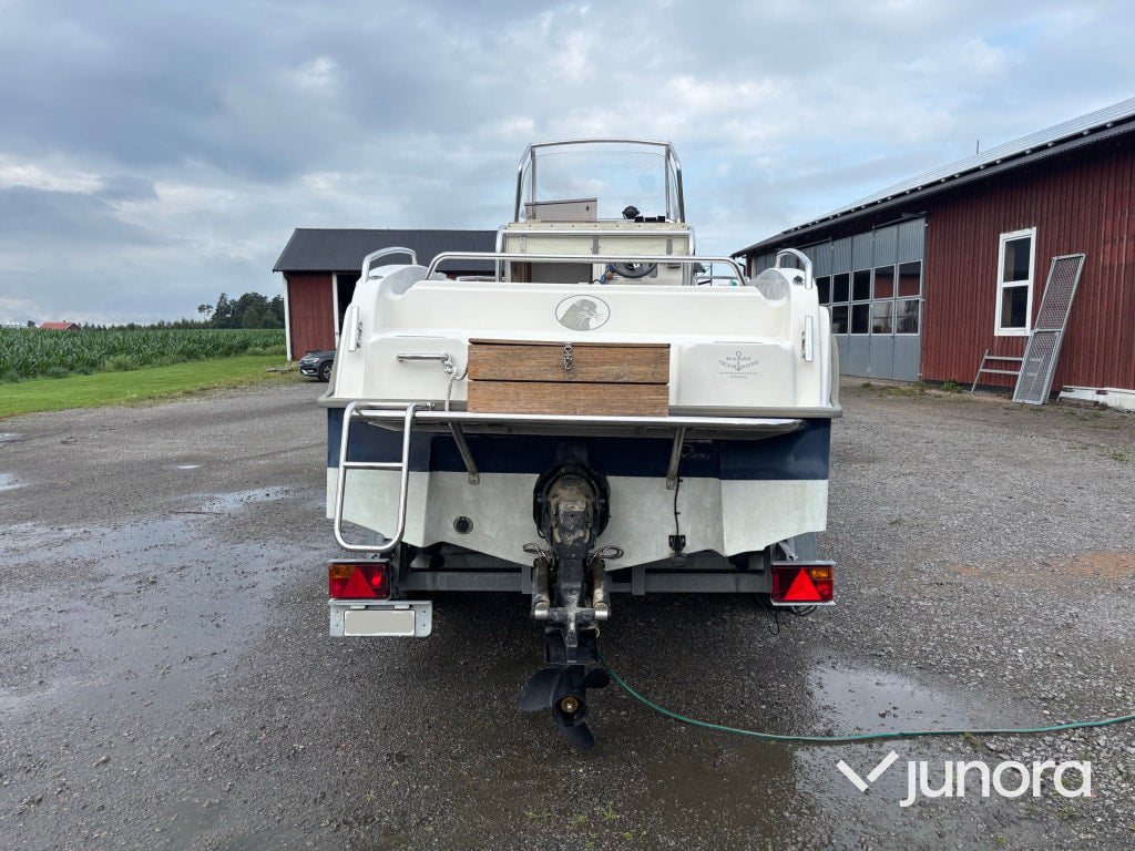 Motorbåt - Uttern S64, Mercruiser 190 hk