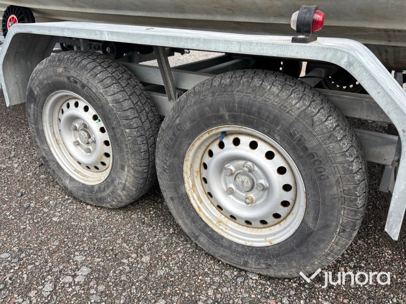 Uttern S64