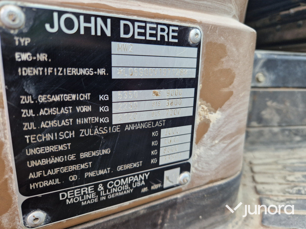 Traktor John Deere 6900