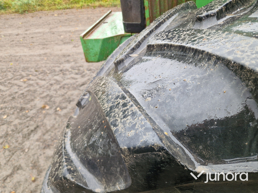 Traktor John Deere 6900