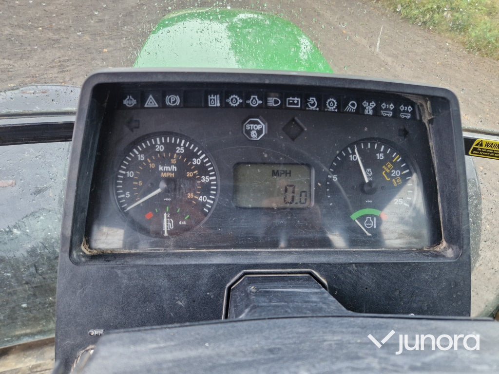 Traktor John Deere 6900