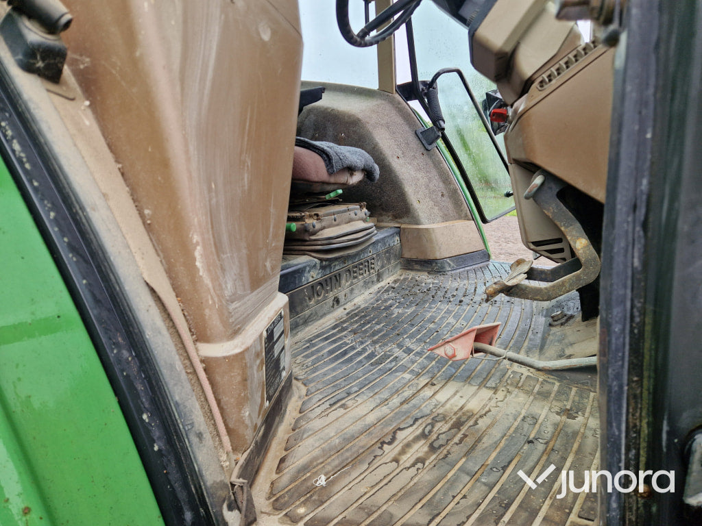 Traktor John Deere 6900