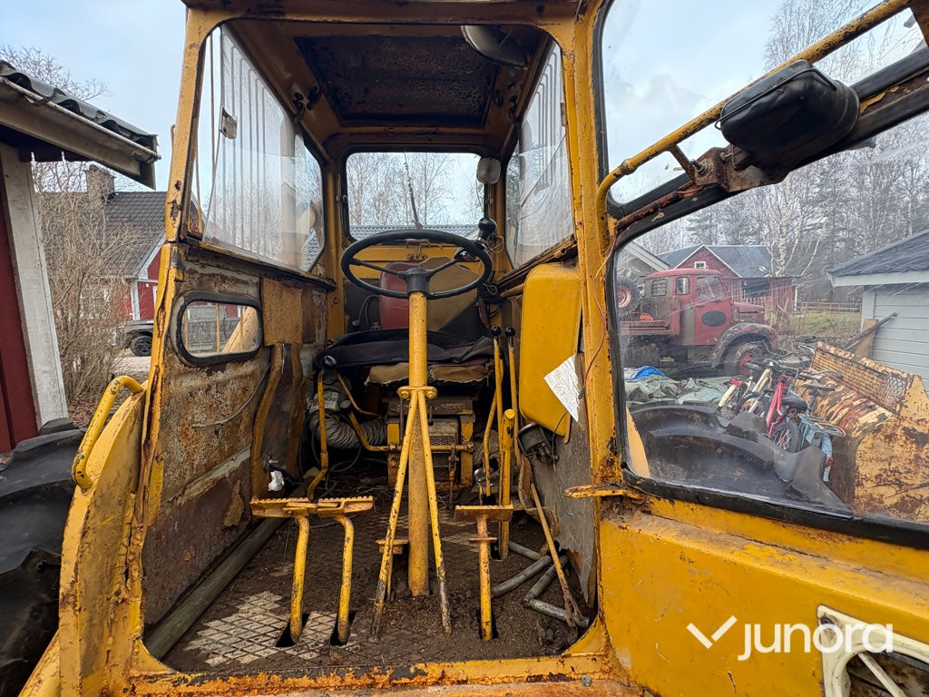 Baklastare - Volvo BM LM 218