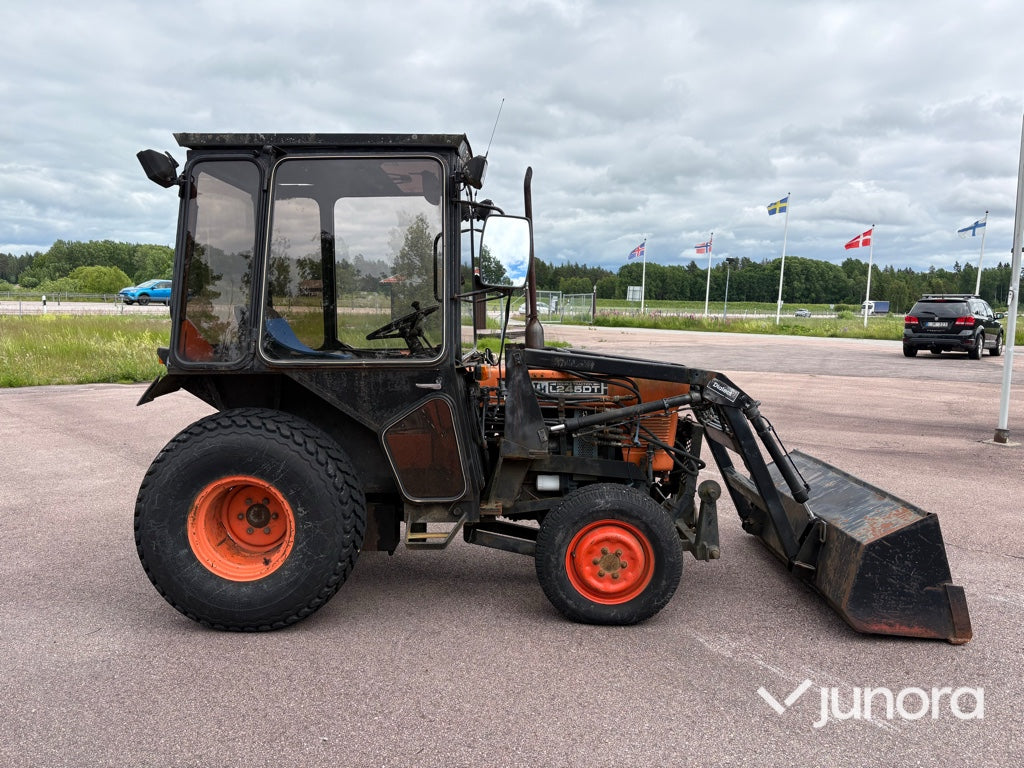 Kompakttraktor - Kubota L 245 DT Double Traction