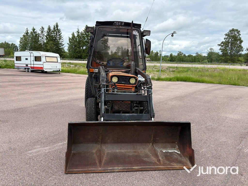 Kompakttraktor - Kubota L 245 DT Double Traction