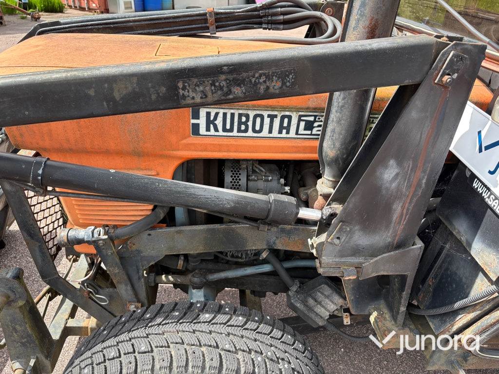 Kompakttraktor - Kubota L 245 DT Double Traction