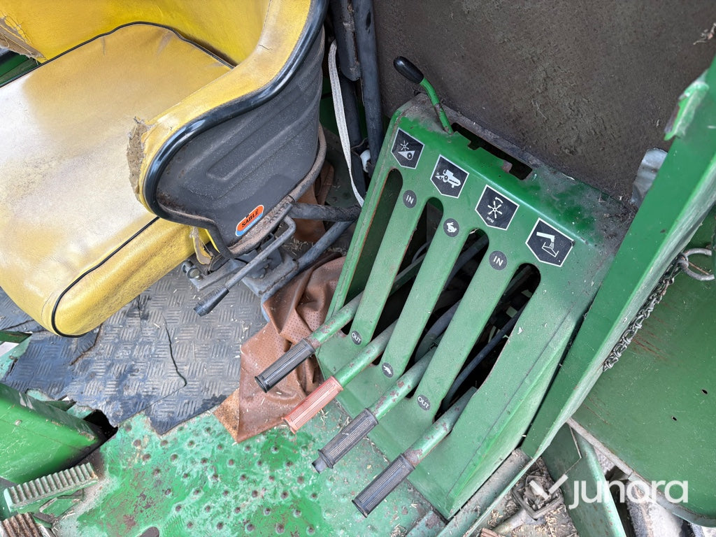 Skördetröska - John Deere 942
