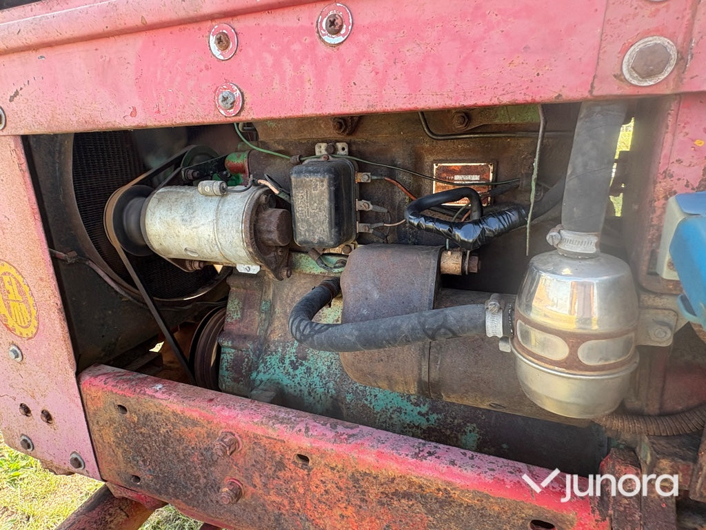 Traktor - BM Volvo, 350 Boxer