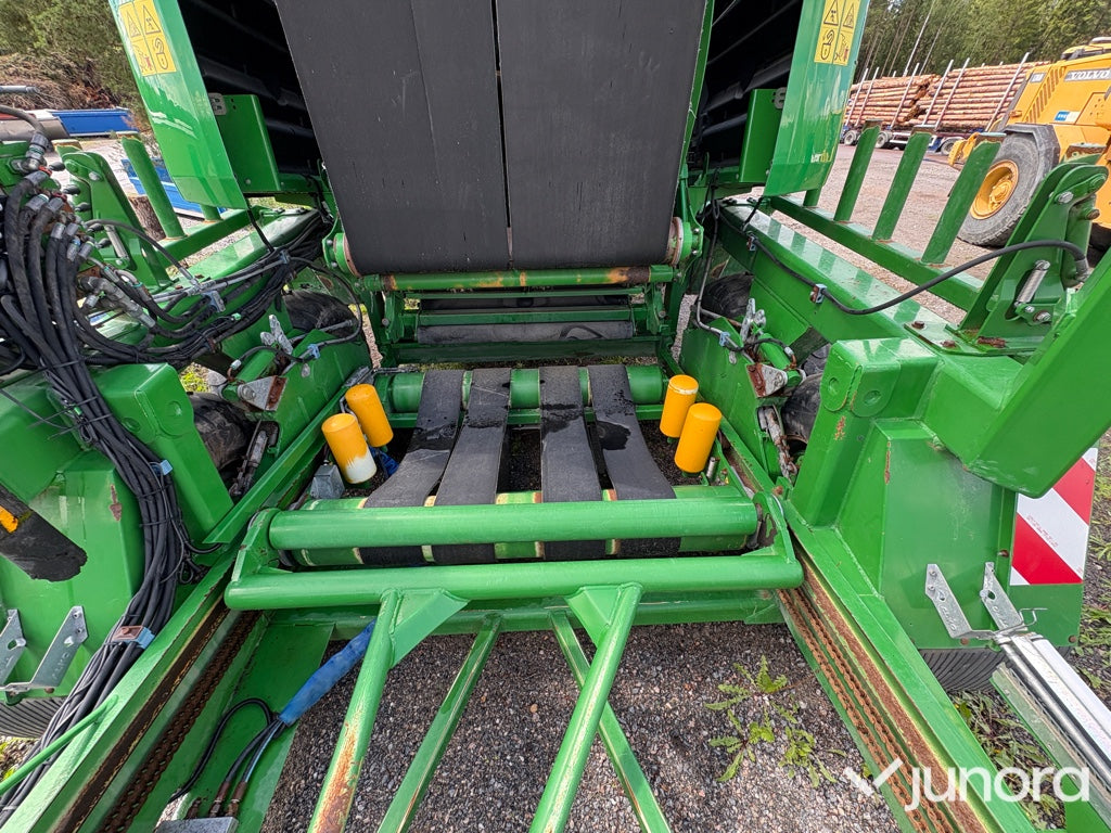 Rundbalspress John Deere 990