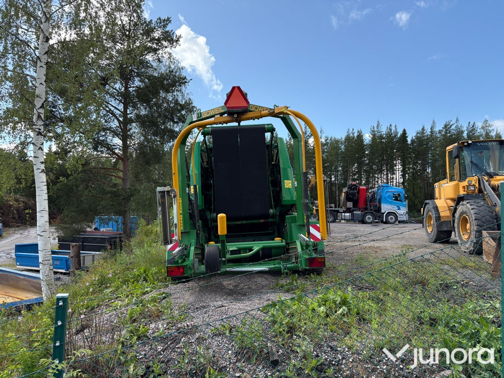 Rundbalspress John Deere 990