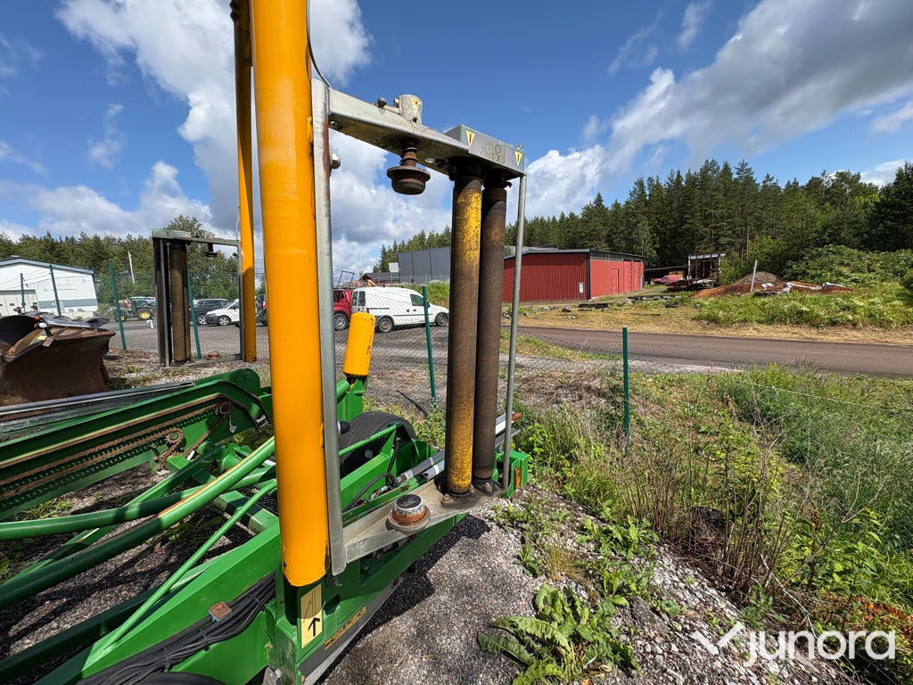 Rundbalspress John Deere 990