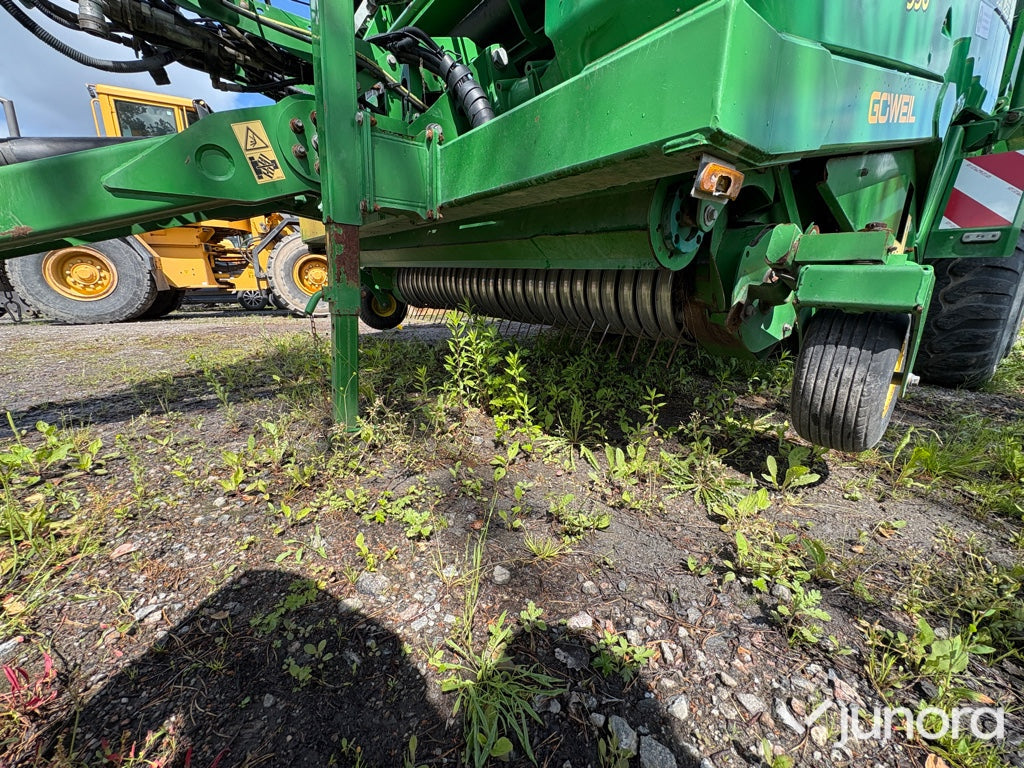 Rundbalspress John Deere 990