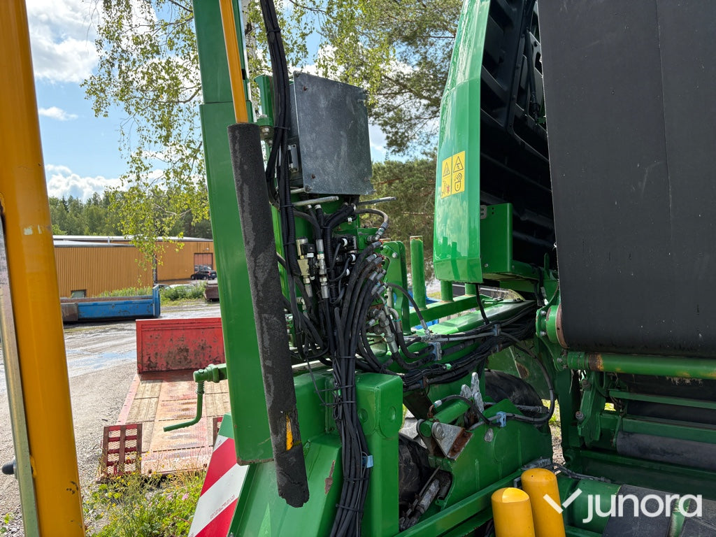 Rundbalspress John Deere 990