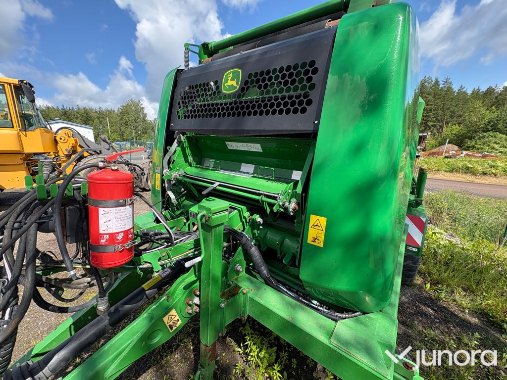 Rundbalspress John Deere 990