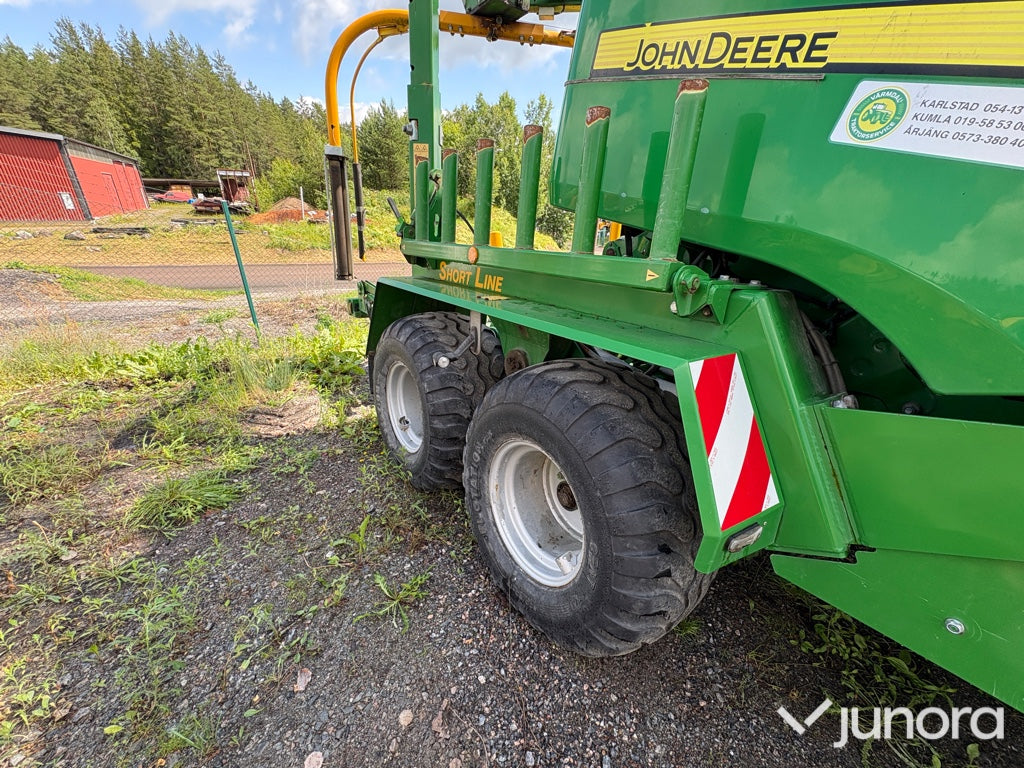 Rundbalspress John Deere 990