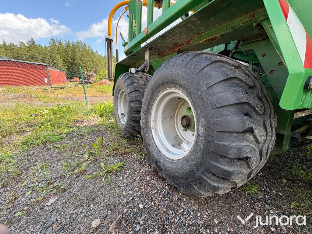 Rundbalspress John Deere 990
