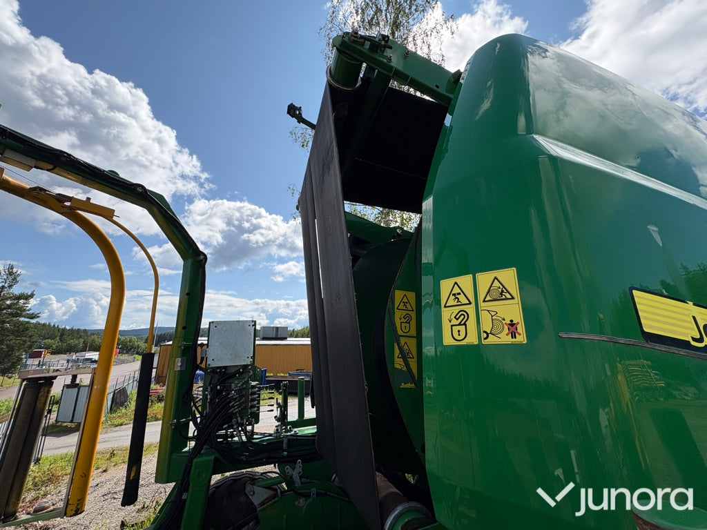 Rundbalspress John Deere 990