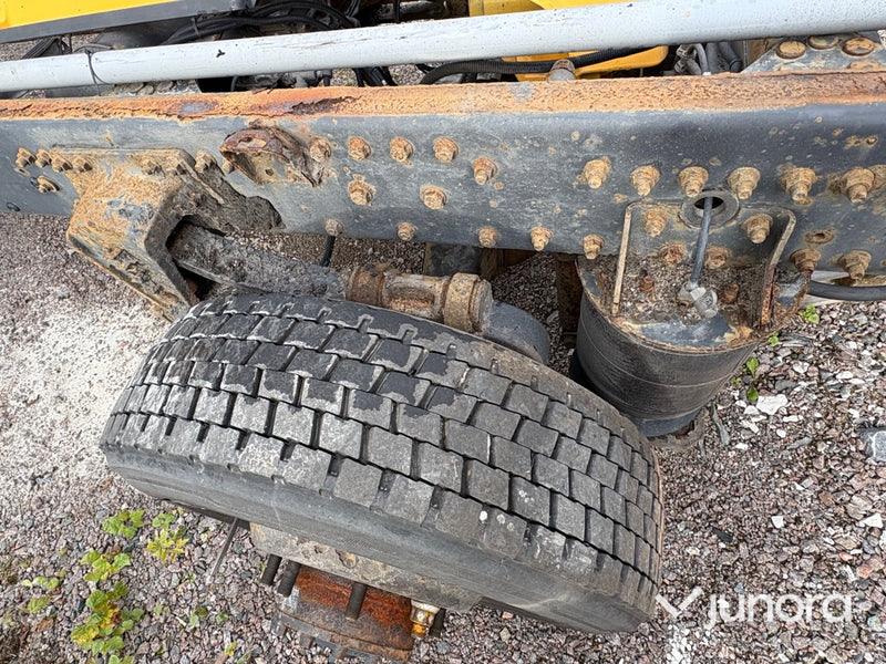 Reservdelslastbil Volvo FLL 240-280 HP 42R